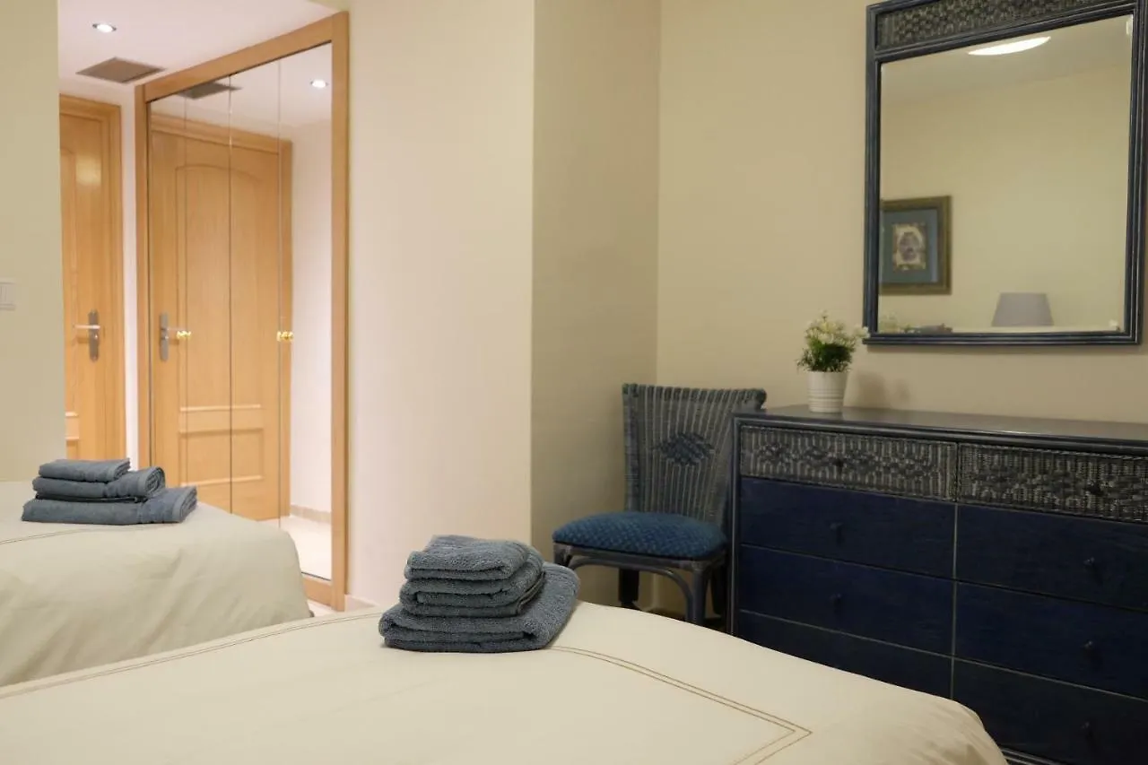Luxury Modern Apartment With Terrace, Pool And Garage! Marbella Spain