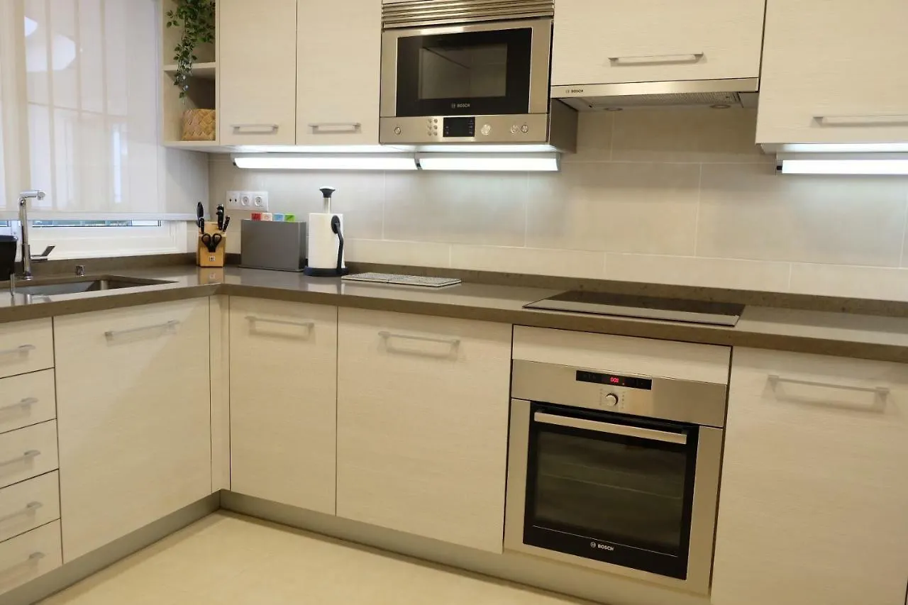 Luxury Modern Apartment With Terrace, Pool And Garage! Marbella Spanien